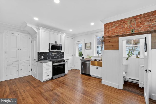 119 S MAIN ST, Coopersburg, PA 18036