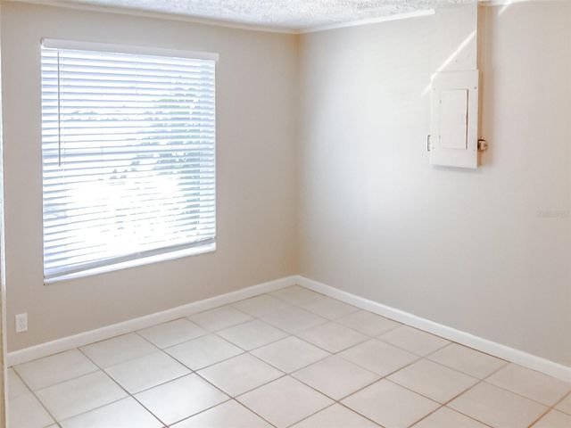 3613 WISPERBREATH LANE, Tampa, FL 33619