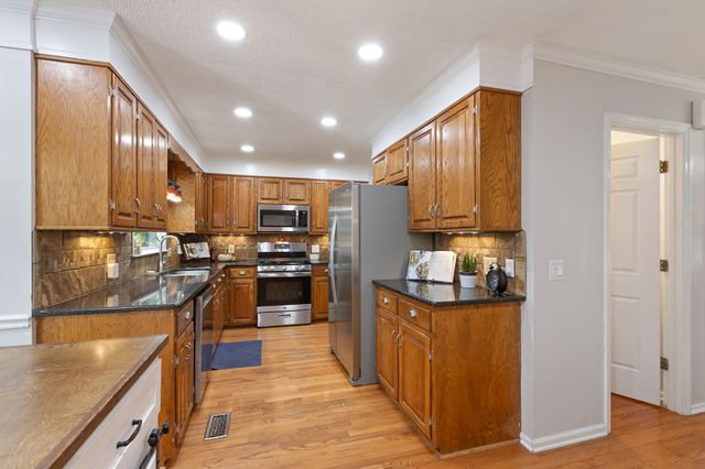 475 Skyline Dr, Lewisburg, TN 37091