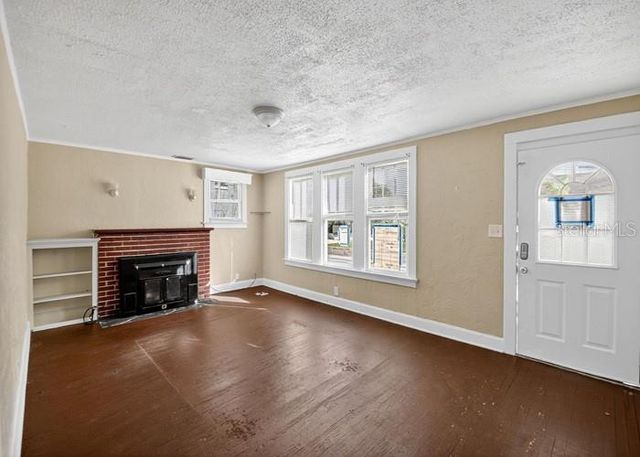 319 HOLLYWOOD AVENUE, Daytona Beach, FL 32118