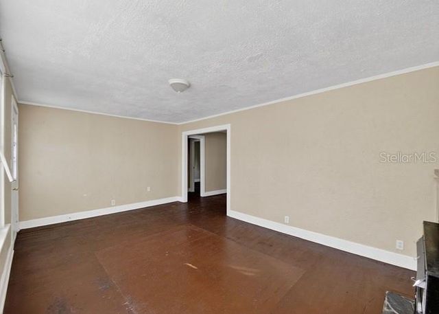 319 HOLLYWOOD AVENUE, Daytona Beach, FL 32118