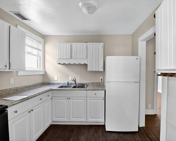 319 HOLLYWOOD AVENUE, Daytona Beach, FL 32118