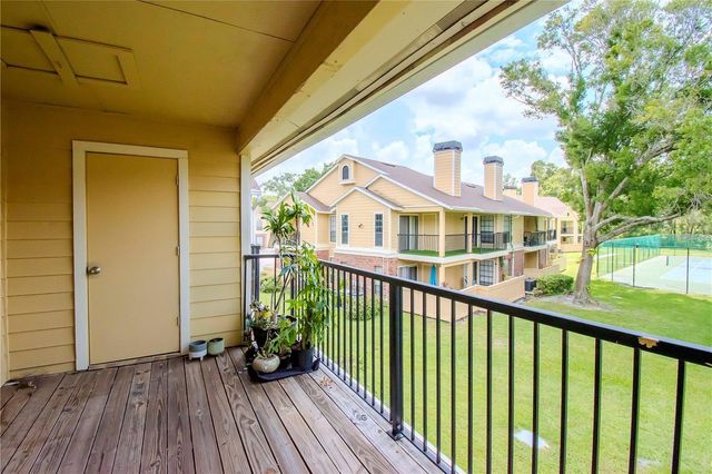 8734 MALLARD RESERVE DRIVE 201, Tampa, FL 33614