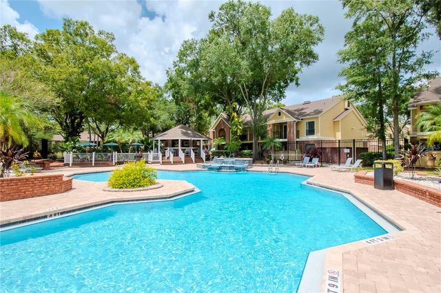 8734 MALLARD RESERVE DRIVE 201, Tampa, FL 33614