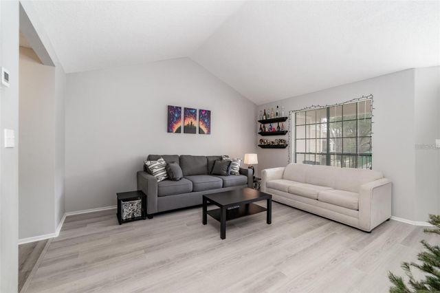 8734 MALLARD RESERVE DRIVE 201, Tampa, FL 33614