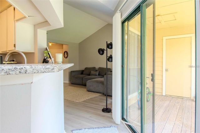 8734 MALLARD RESERVE DRIVE 201, Tampa, FL 33614