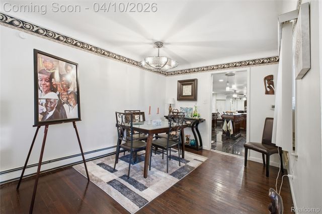 23640 Oak Glen Drive, Southfield, MI 48033