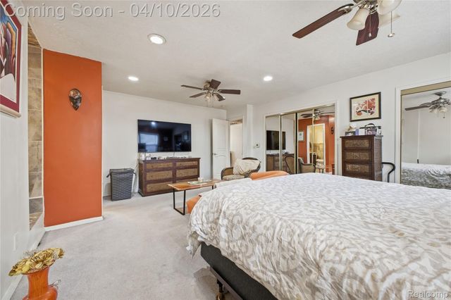 23640 Oak Glen Drive, Southfield, MI 48033