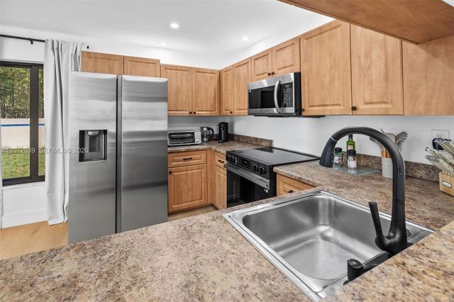 21216 Harbor Way 15815, Aventura, FL 33180