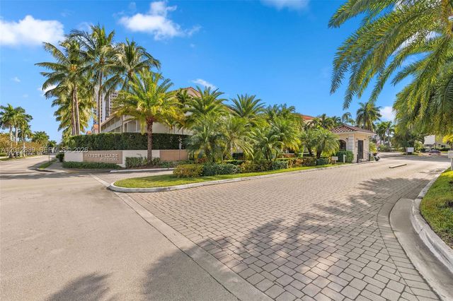 21216 Harbor Way 15815, Aventura, FL 33180