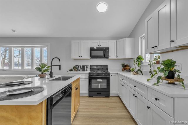 16047 Mccann Street, Southgate, MI 48195