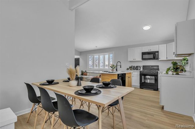 16047 Mccann Street, Southgate, MI 48195