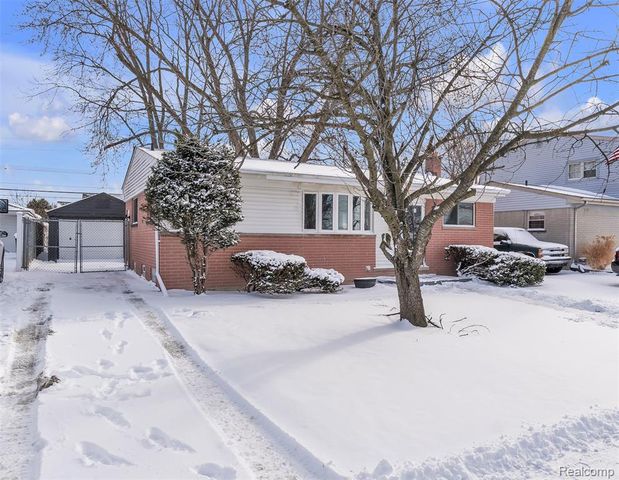 16047 Mccann Street, Southgate, MI 48195