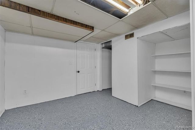 16047 Mccann Street, Southgate, MI 48195