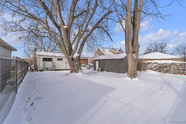 16047 Mccann Street, Southgate, MI 48195