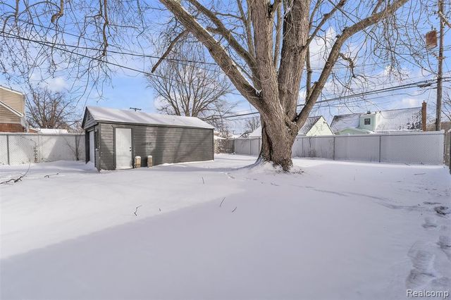 16047 Mccann Street, Southgate, MI 48195