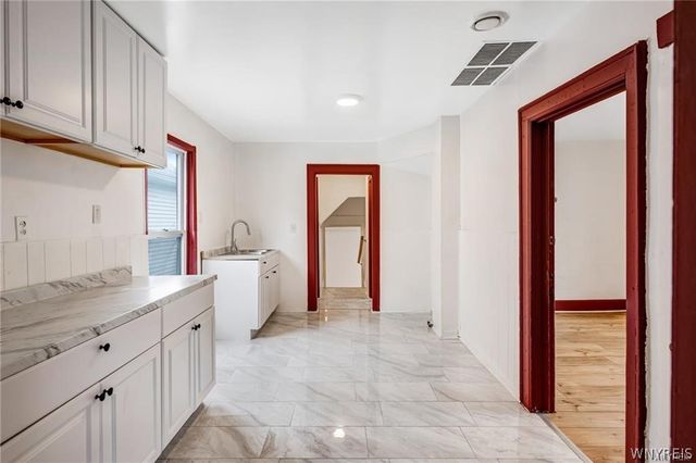 219 Courtland Avenue, Buffalo, NY 14215