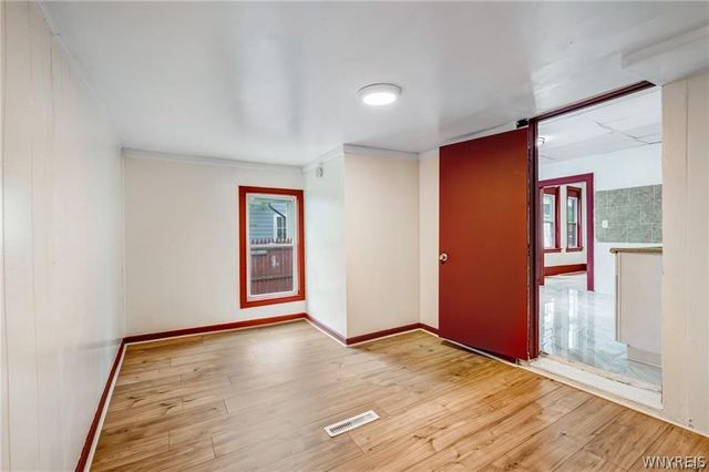 219 Courtland Avenue, Buffalo, NY 14215