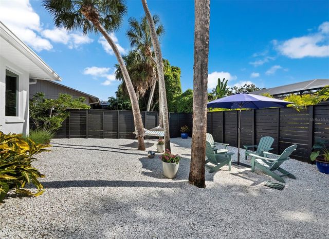 5341 SIESTA COURT, Sarasota, FL 34242