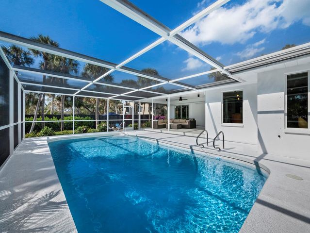 5341 SIESTA COURT, Sarasota, FL 34242