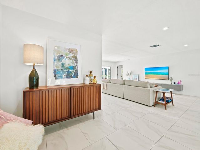 5341 SIESTA COURT, Sarasota, FL 34242