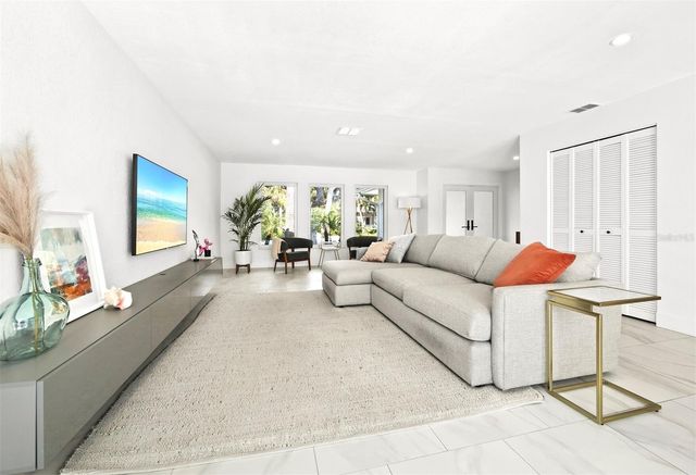 5341 SIESTA COURT, Sarasota, FL 34242