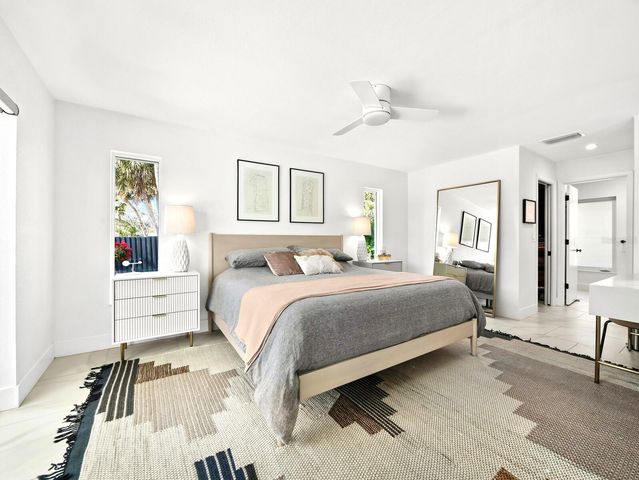 5341 SIESTA COURT, Sarasota, FL 34242