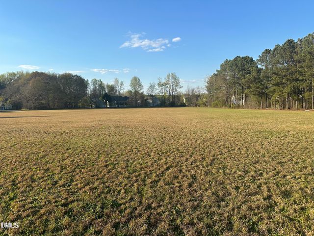 5160 Commission Drive, Holly Springs, NC 27540