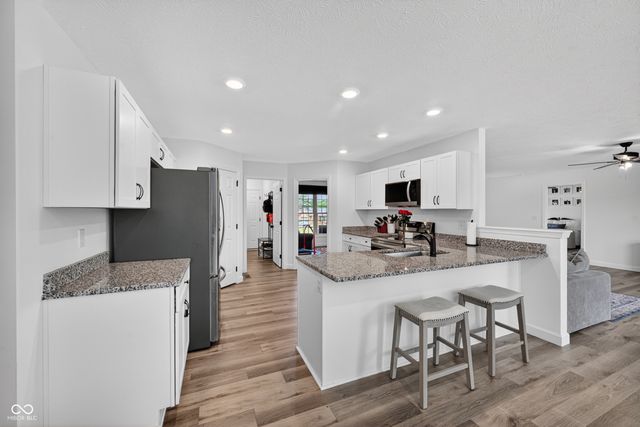 1415 NE Santee Drive, Greensburg, IN 47240