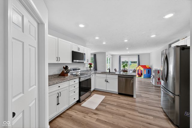 1415 NE Santee Drive, Greensburg, IN 47240