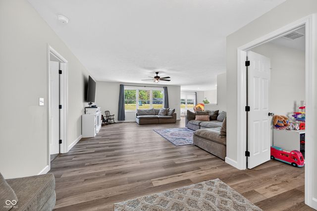 1415 NE Santee Drive, Greensburg, IN 47240