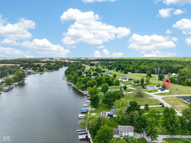 1415 NE Santee Drive, Greensburg, IN 47240