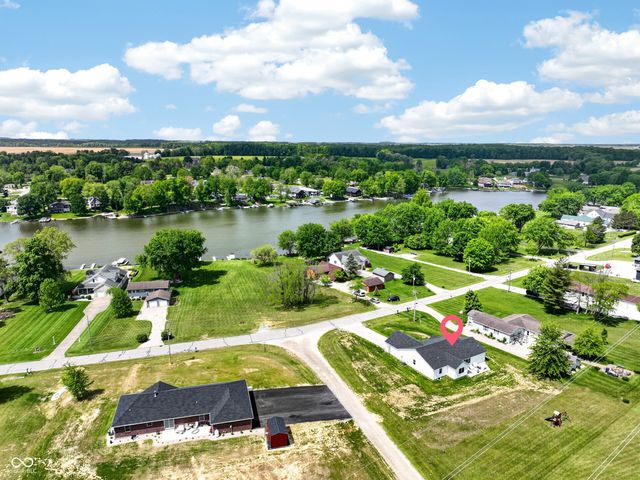 1415 NE Santee Drive, Greensburg, IN 47240
