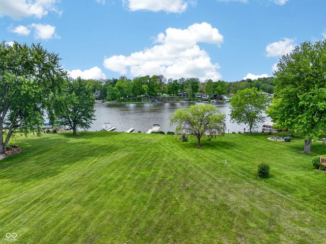 1415 NE Santee Drive, Greensburg, IN 47240
