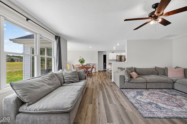 1415 NE Santee Drive, Greensburg, IN 47240