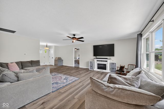 1415 NE Santee Drive, Greensburg, IN 47240