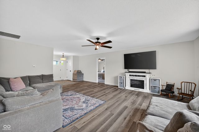 1415 NE Santee Drive, Greensburg, IN 47240