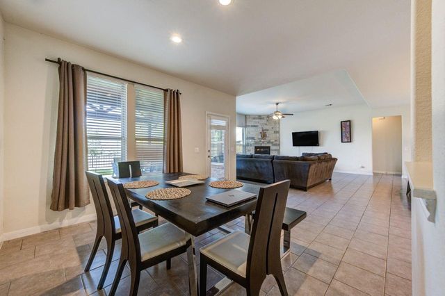 24506 Raven Cliff Falls Drive, Tomball, TX 77375