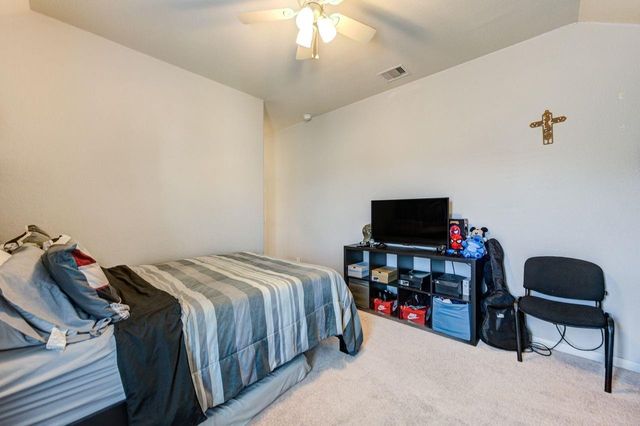 24506 Raven Cliff Falls Drive, Tomball, TX 77375
