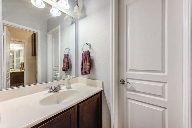24506 Raven Cliff Falls Drive, Tomball, TX 77375