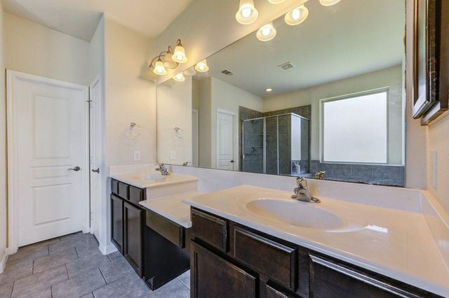 24506 Raven Cliff Falls Drive, Tomball, TX 77375