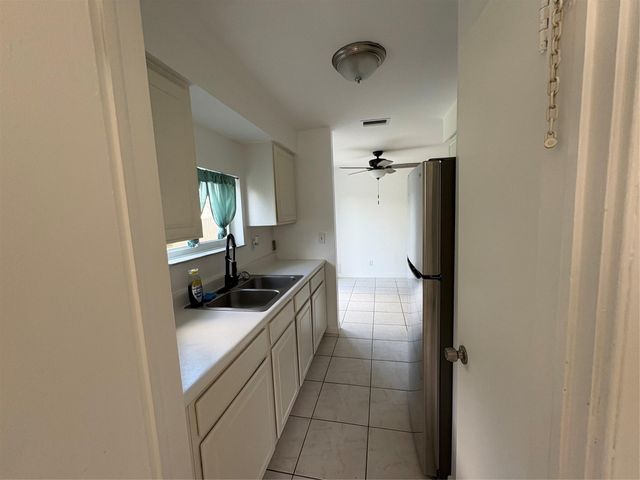 9421 SW 52nd, Cooper City, FL 33328