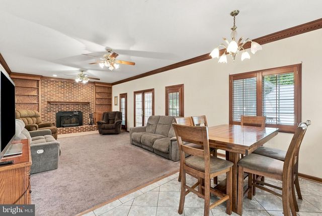 9438 PETTERSON LN, Manassas, VA 20112