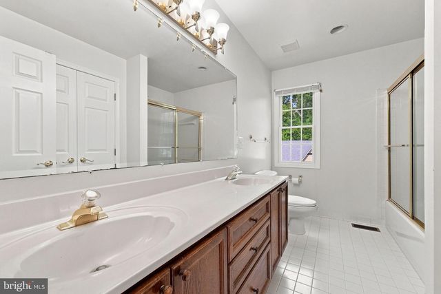 9438 PETTERSON LN, Manassas, VA 20112