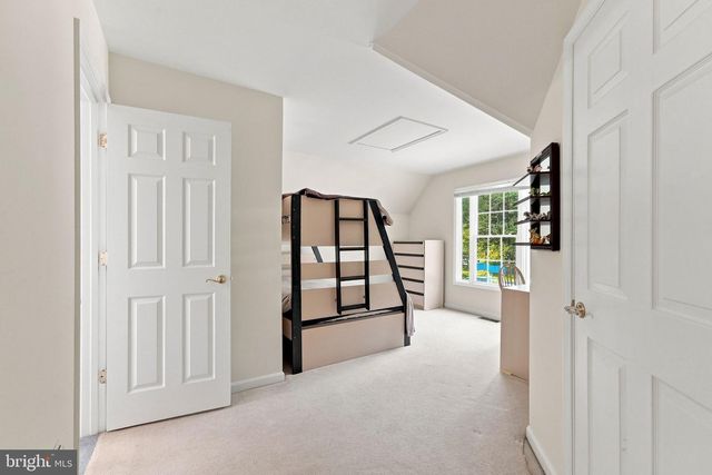 9438 PETTERSON LN, Manassas, VA 20112