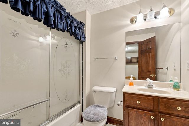 9438 PETTERSON LN, Manassas, VA 20112