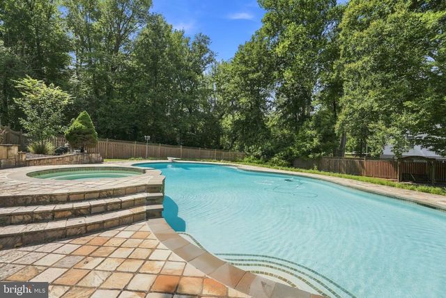 9438 PETTERSON LN, Manassas, VA 20112
