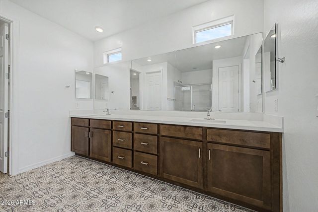 18457 W COCOPAH Street, Goodyear, AZ 85338