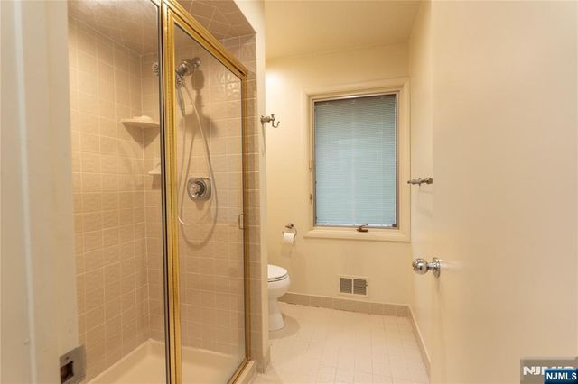 22 Post Lane, Livingston, NJ 07039