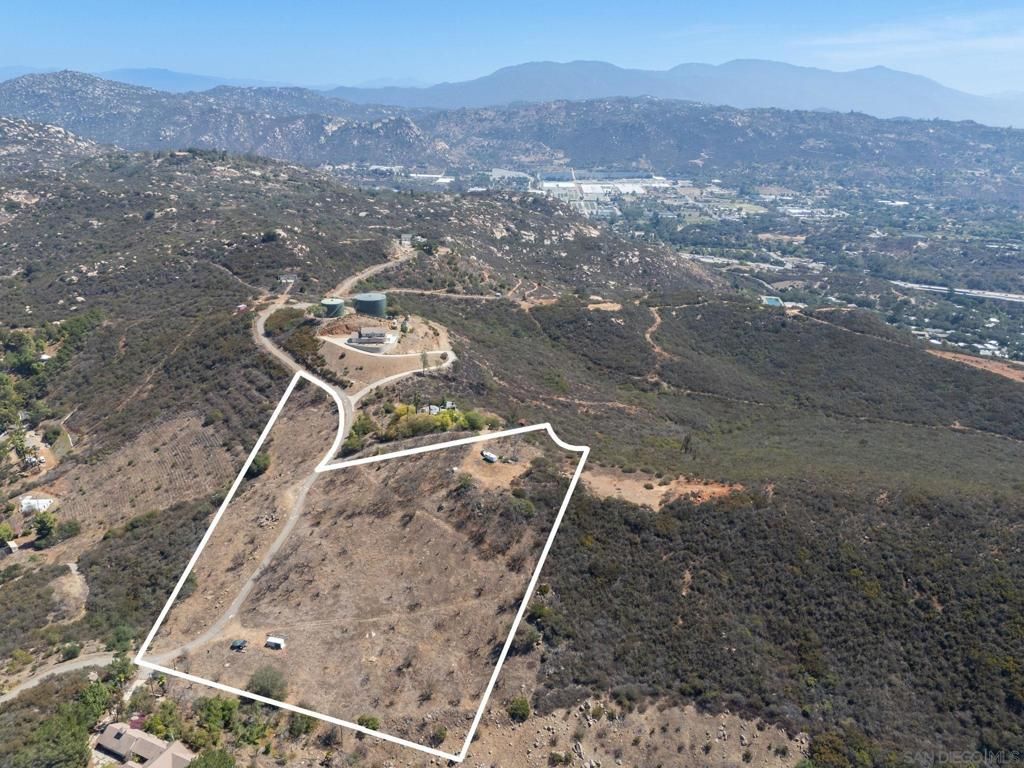 2347 Lookout Mountain Rd, Fallbrook, CA 92028 — photo 3
